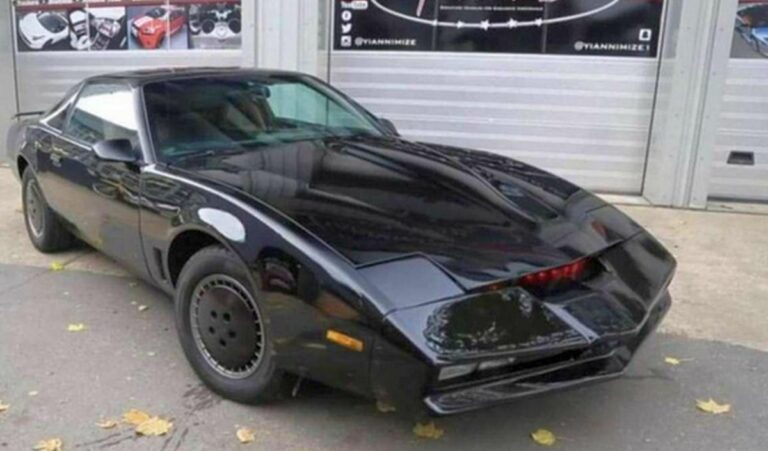 Kitt, la voiture autonome de la série k 2000